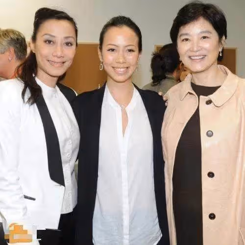 55歲「最靚影帝」王敏德近照曝光,被贊「越老越有男人味」,花300萬圓10年機師夢,網友讚:做自己,你就贏了