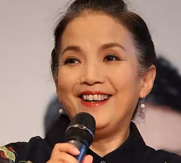 呂麗萍悼念安倍晉三 引熱議