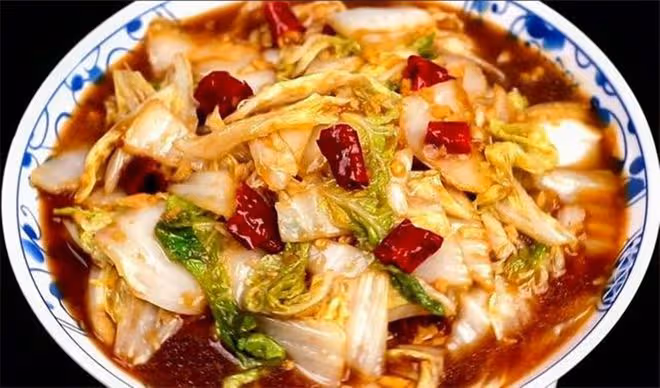 醋溜白菜好吃不好做，教你飯店的正確做法，夏天這樣做太下飯了