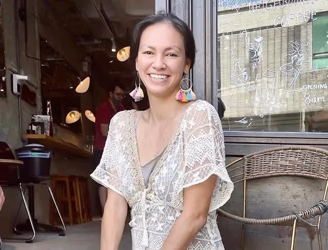 香港名模全家移居巴厘島!已在當地買房,未婚先孕為丈夫生倆兒子