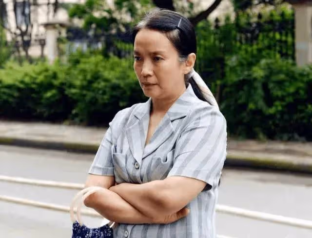 老演員呂麗萍悼念安倍往事被扒,牽扯前夫,連累兒子張博宇被網暴