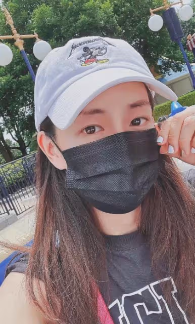 最丑孔慈吳辰君現狀,丈夫家族背景深厚,征服官二代退圈婚姻幸福