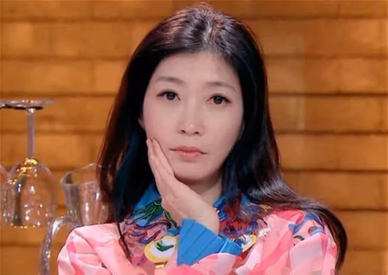 黃嘉千「超強背景曝光」從小就是「泰國公主」　高中青澀舊曝光：根本就是校花啊