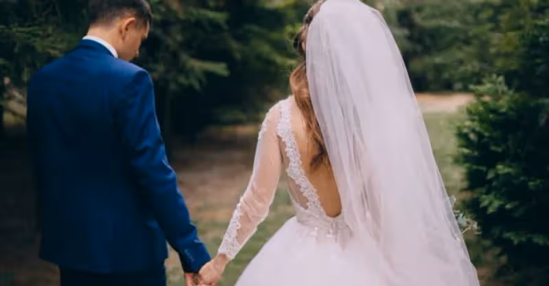 我的陪嫁婚房，婆婆殷勤幫忙裝修打掃，婚後我方知她的打算