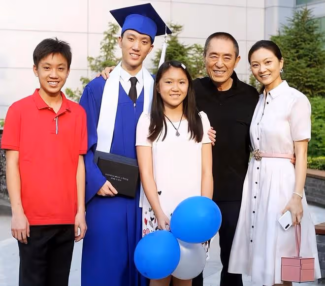 張藝謀愛妻回應急售無錫別墅!承認諮詢中介,賣房原因和家庭有關