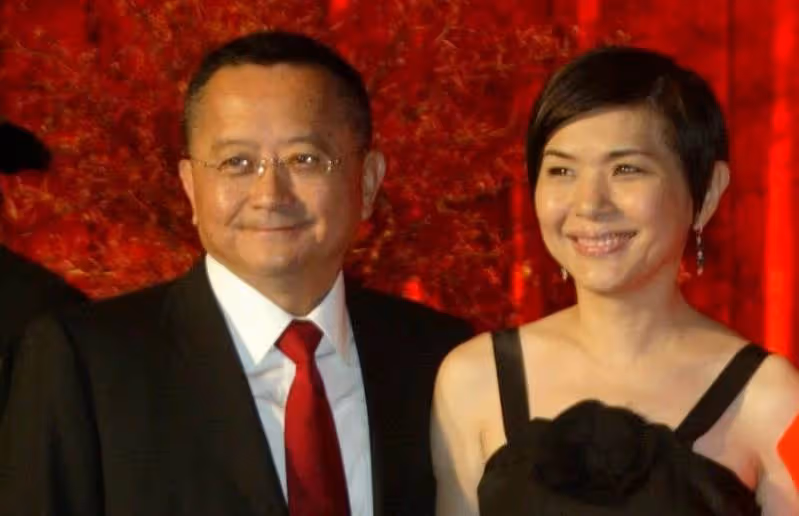 失婚後做回自己!張清芳摯友郭台銘告誡「女人最大財富」:絕不是嫁入豪門,自嘆「16年後才明白」追悔莫及