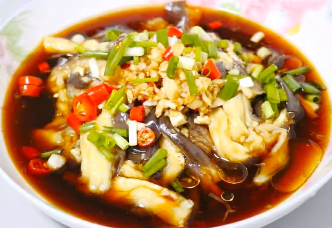 蒸茄子最好吃的家常做法，教您一招，茄子鮮香不油膩，入味不發黑，超美味！