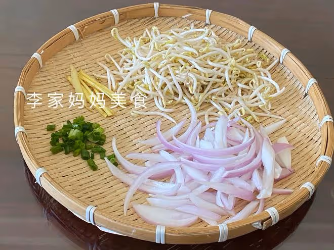 入伏前，遇見這菜抓緊吃，營養豐富，消暑又祛濕，經常上火要多吃