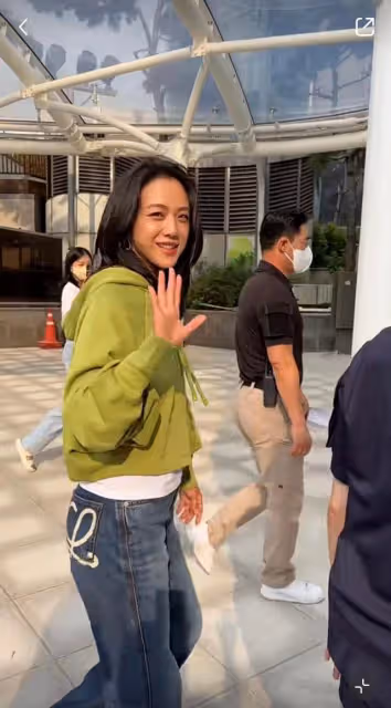 湯唯在首爾街頭被偶遇!打扮樸素狀態好