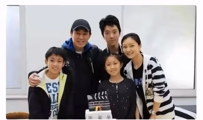 張藝謀3000萬急售豪宅上熱搜!其妻出面回應了
