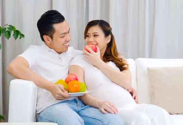 婚禮現場婆婆當眾扇兒媳耳光,隨後新郎的六個巴掌,打了父母的臉
