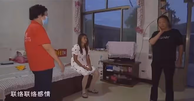 姥姥撫養外孫6年，不願把孩子歸還給女兒：我想讓外孫給兒子養老