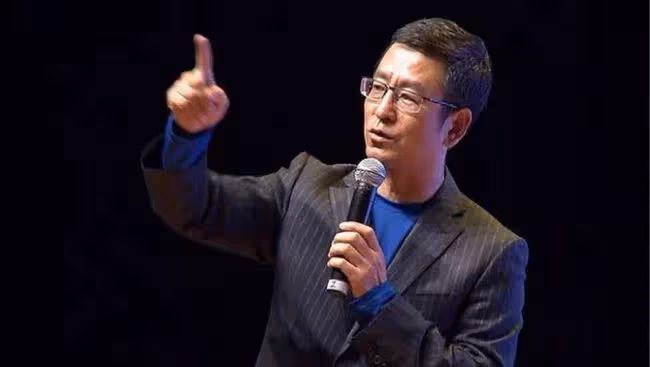 白岩松往事：送兒上國外名校，送平民只有3個字