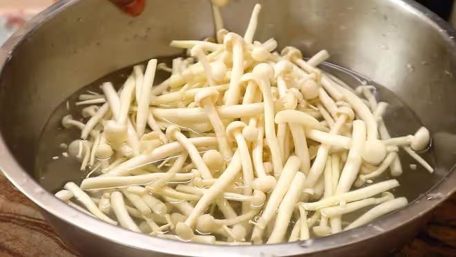 三伏天,別管有錢沒錢,這「6寶1湯」要多吃,常吃身體棒