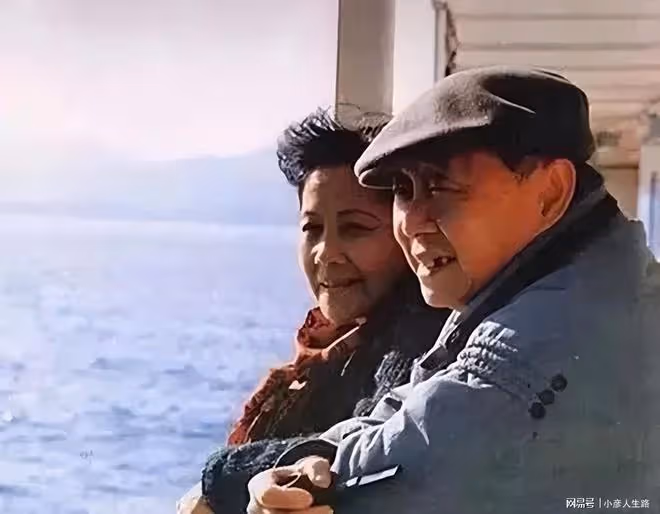 「畫仙」黃永玉:妻子當年私奔出來,嫁給22歲的他,從此相守74年