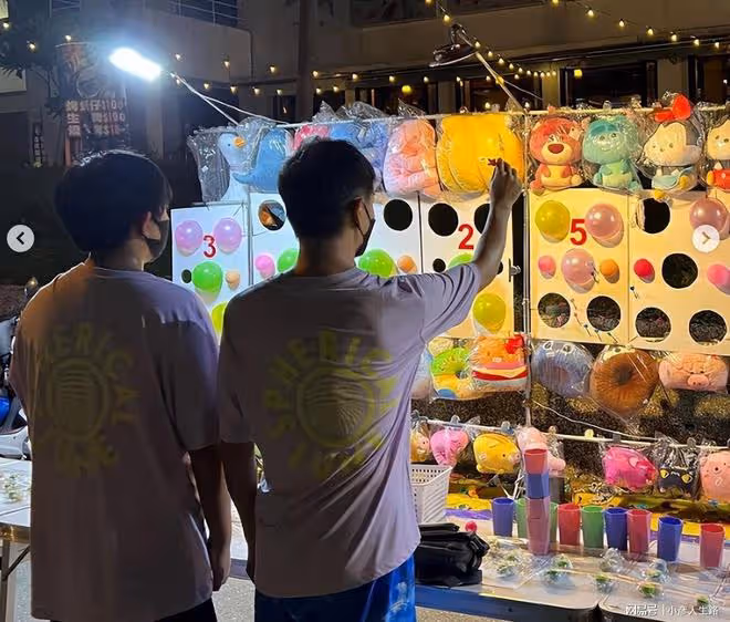 林志穎帶老婆兒子逛街,12歲Kimi又高又壯,身高體型均超爸爸