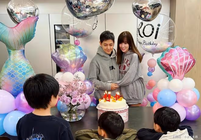 林志穎帶老婆兒子逛街,12歲Kimi又高又壯,身高體型均超爸爸