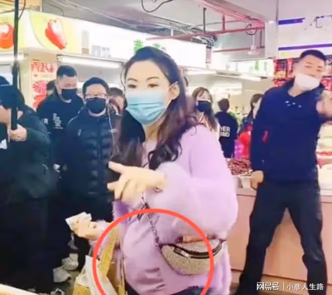 著名娛記再爆料,斷言謝霆鋒是張柏芝三胎的生父?顧及王菲才否認