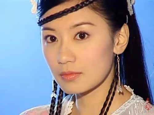 47歲賈靜雯新劇敗好感,第一古裝美女臉垮了,濃妝「遮不住」?網友:老態盡顯