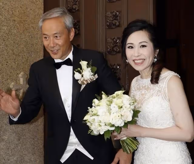 TVB夫妻檔黃昏戀結婚4周年!男方經歷喪妻之痛,女方患致命皮肌炎