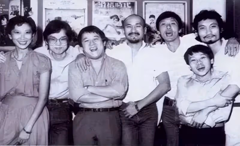 一生無子!花36年捧紅丈夫「卻屢遭出軌」 63歲不再偏袒「轉身離開」今年71歲活成一束光