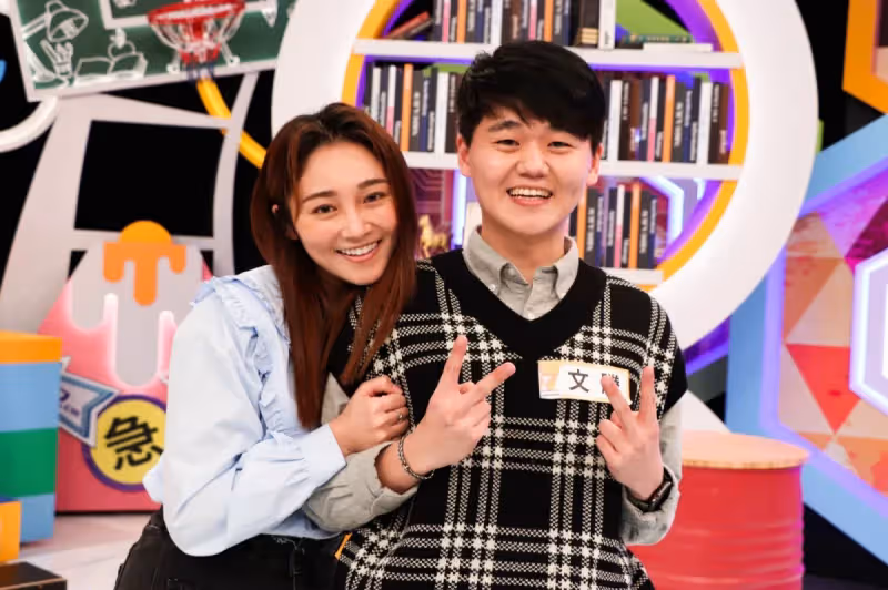 挺姊賣鹽酥雞!張文綺弟弟「辭百萬年薪工作」爸氣炸 她體諒「父親知道很辛苦」揭月營收