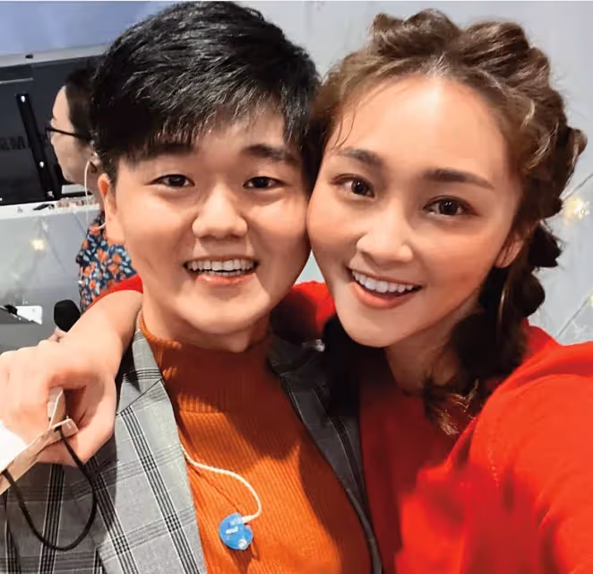 挺姊賣鹽酥雞!張文綺弟弟「辭百萬年薪工作」爸氣炸 她體諒「父親知道很辛苦」揭月營收
