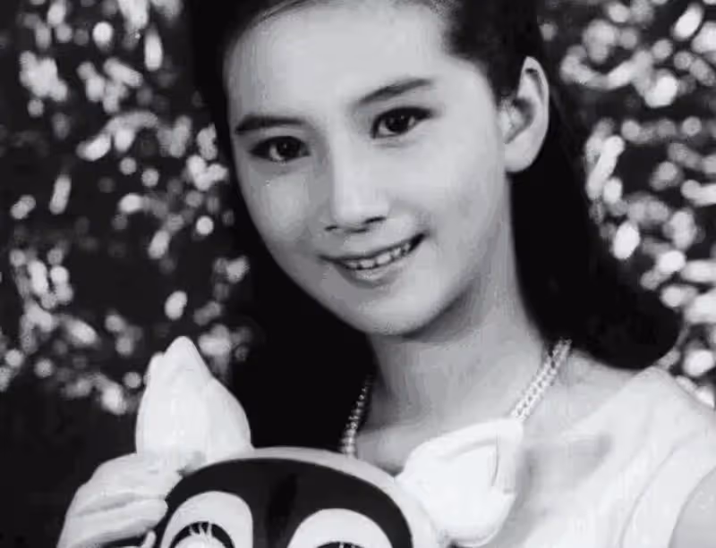 遭婆家驅趕!她一臉旺夫相「卻被丈夫拋棄」一度抑鬱想不開 帶著3個孩子「淨身出戶」終華麗逆襲成富婆
