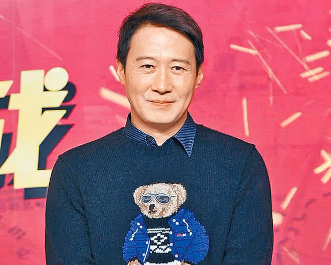 黎明公司有大動作！力捧16歲中學生當歌手，造型卻被指像舞法天女