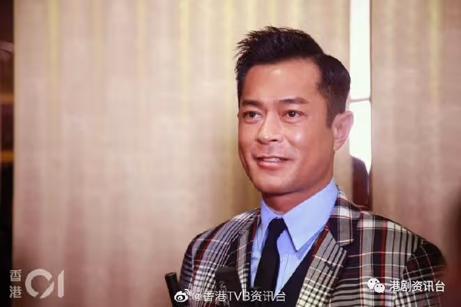 男神斗賣月餅︱張智霖力壓姜濤攻內地做吸金王