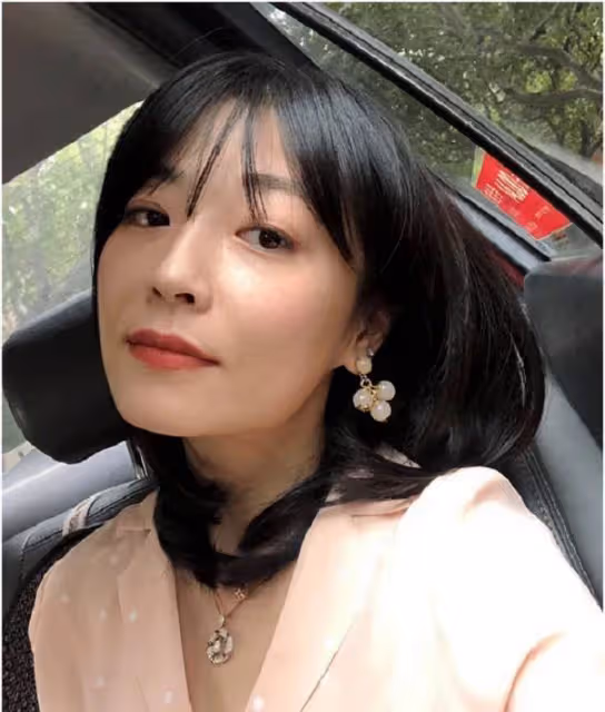 40多歲女人頭髮不要剪太短,這3款髮型好看又顯氣質,太合適過夏了