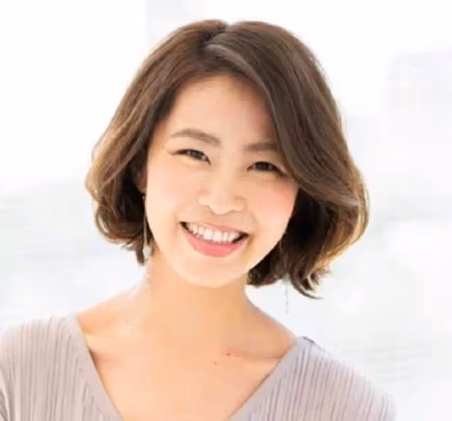 40多歲女人頭髮不要剪太短,這3款髮型好看又顯氣質,太合適過夏了
