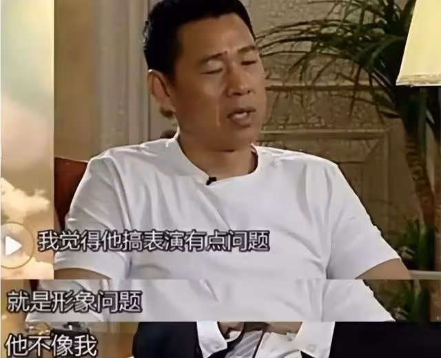 呂麗萍在美悼念安倍,兒子卻在國內撈金,網友呼籲封殺張博宇