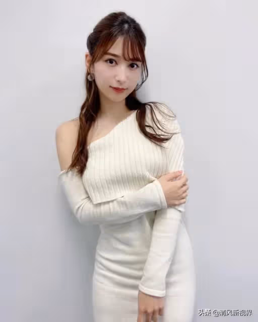「日系系列」「令和最美」Body!日本頂級性感辣模:雪平莉左
