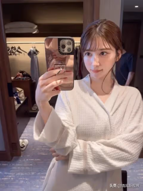 「日系系列」「令和最美」Body!日本頂級性感辣模:雪平莉左