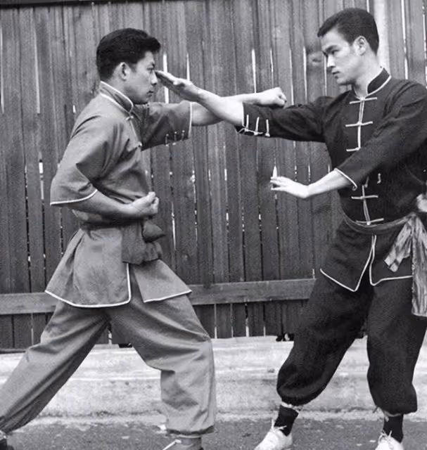 木村武之:李小龍的日本大弟子,終身為他守墓,一守就是48年