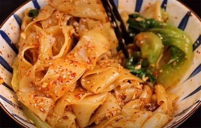 麵粉別蒸饅頭了,教你夏日懶人新做法,比包子簡單,比餡餅好吃