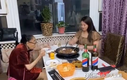 李玉成疑找下家，女方年輕貌美，稱呼馬玉琴大姨，姐倆單獨去野炊
