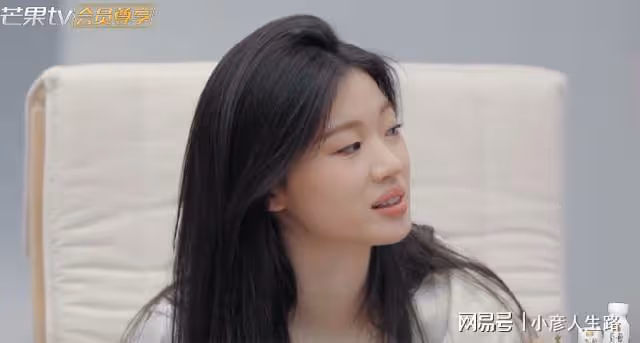 李克勤暖心提攜魔動閃霸,單依純戲腔幫唱,畫龍點睛很有畫面感