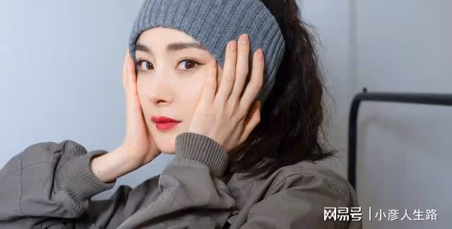 《密逃》官微淪陷,知情者透露楊冪最新傷情,楊冪悄悄上線報平安