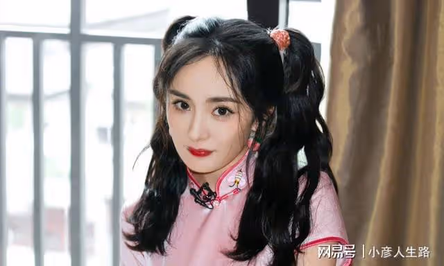 《密逃》官微淪陷,知情者透露楊冪最新傷情,楊冪悄悄上線報平安