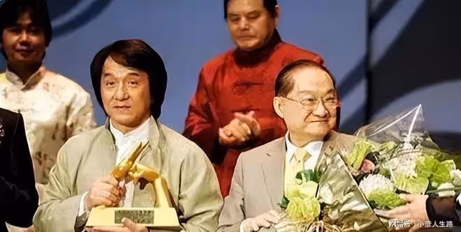 成龍5年送走11位圈內好友,港圈一點點在凋零