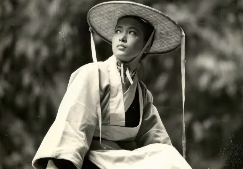 魅力女人徐楓，事業巔峰宣布結婚，事業低谷又遭家庭變故，夫離世一蹶不振，佛法度化才走出：人生真要看得開！