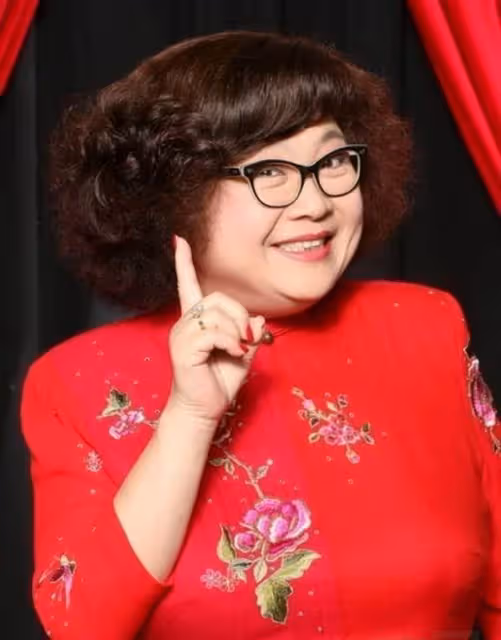 鄭欣宜住「肥姐」生前3千萬豪宅!滿屋都是大白墻,裝修有些簡陋,網友:妥妥的「隱形富婆」