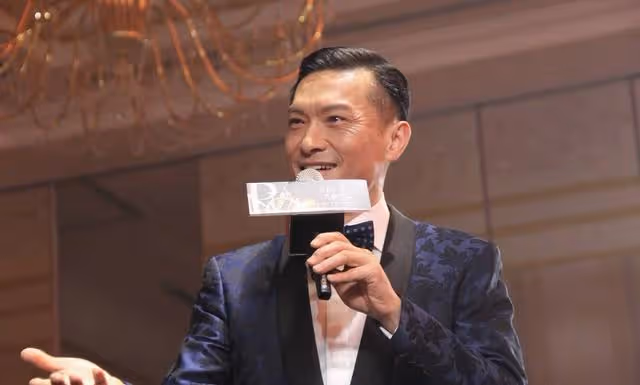 TVB前當家小生近況曝光!或廣州紮根已買房,自閉症兒子情況好轉