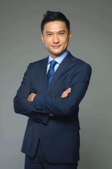 TVB前當家小生近況曝光!或廣州紮根已買房,自閉症兒子情況好轉