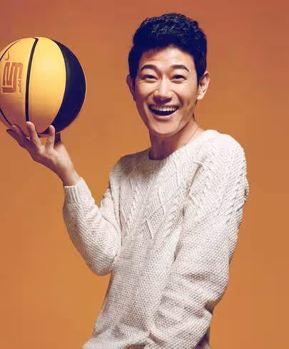 對中國充滿尊重和敬仰的日本人,讓女兒加入中國國籍,被日本人譴責和毆打