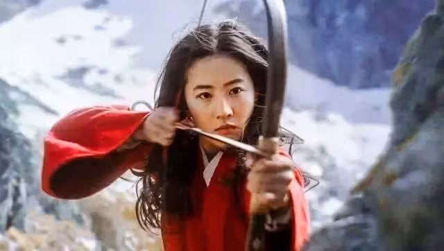 劉亦菲片場花絮曝光!張手亂揮,嬌嗔撒嬌真的好可愛