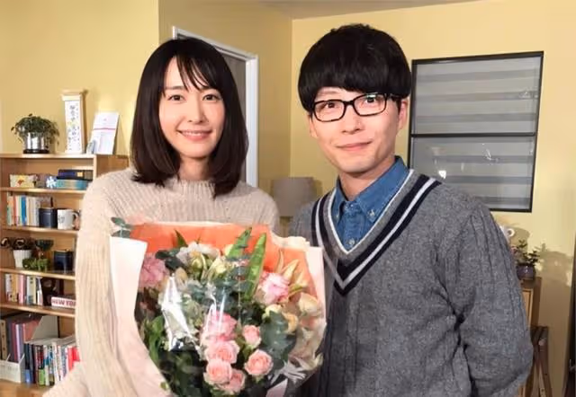 新垣結衣和星野源同居歡唱6小時!網友:太閃了,我的墨鏡呢