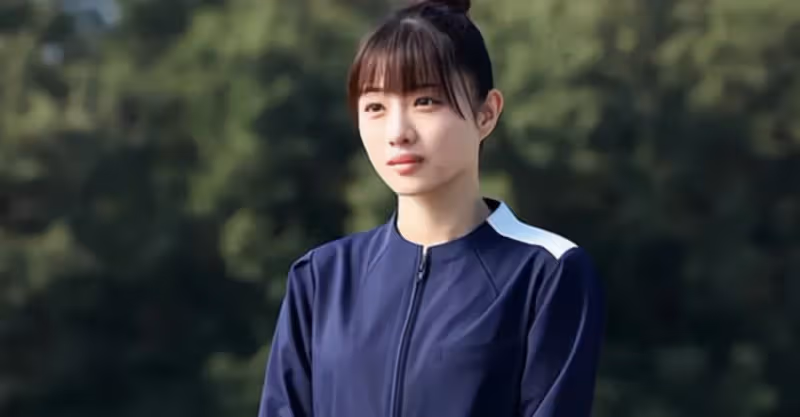 23歲姑娘哭訴：嫁給55歲大叔，相愛很容易，想「滿足」對方卻很難